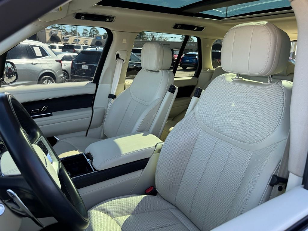 2023 Land Rover Range Rover SE