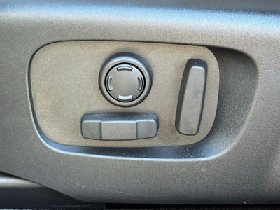 2026 Land Rover Range Rover Velar Dynamic SE