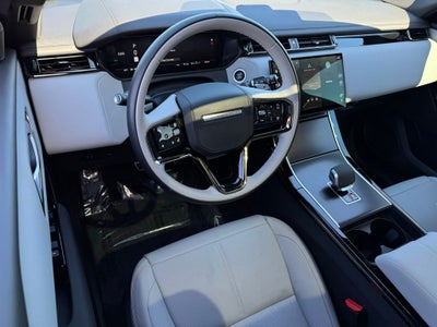 2026 Land Rover Range Rover Velar Dynamic SE