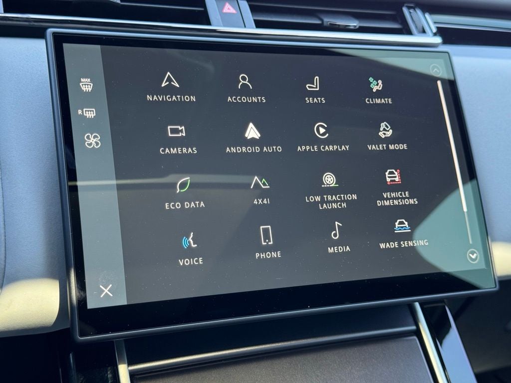 2026 Land Rover Range Rover Velar Dynamic SE