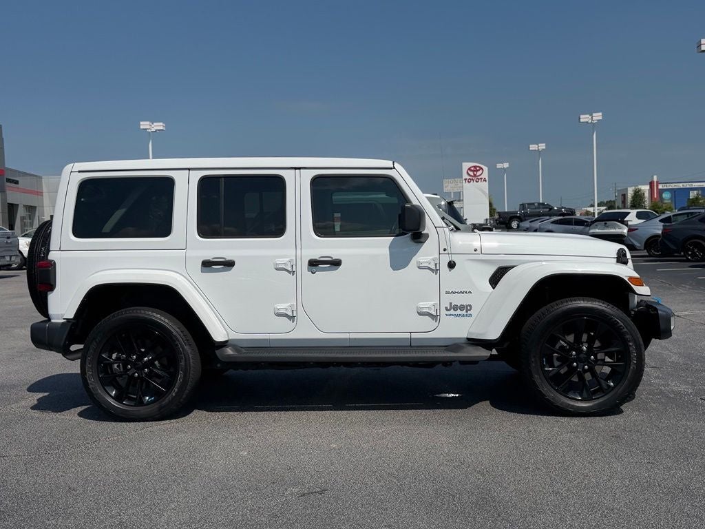2022 Jeep Wrangler Unlimited Sahara 4xe One-touch Skyroof
