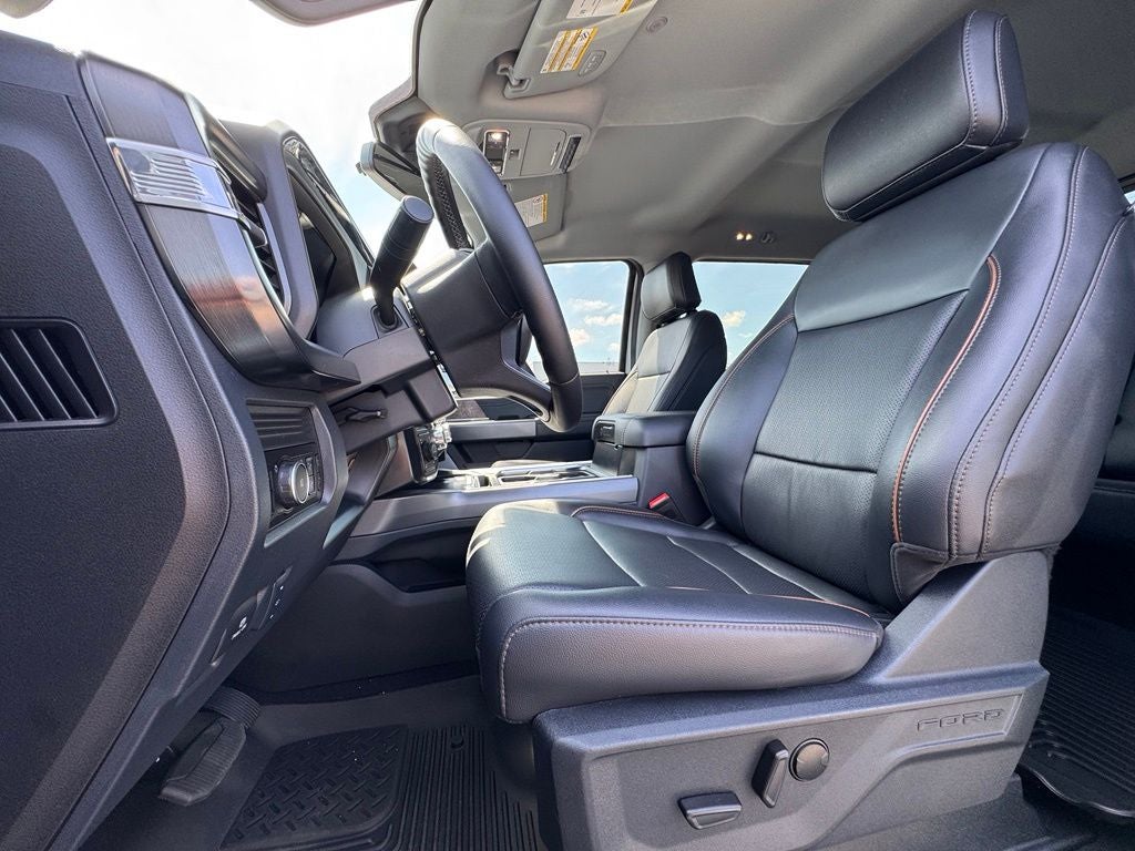2025 Ford F-250SD Lariat Tremor Off-Road Package