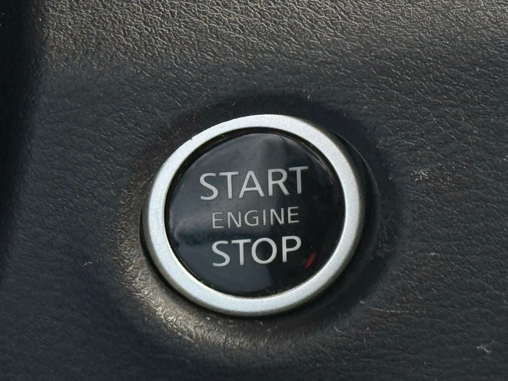 2023 Nissan Frontier PRO-X