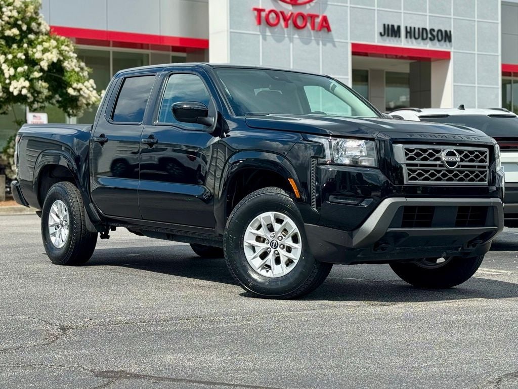 2024 Nissan Frontier SV