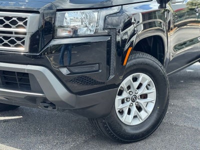 2024 Nissan Frontier SV