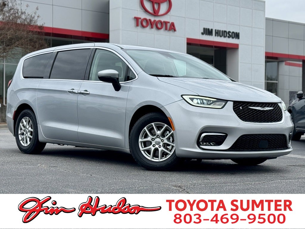 2023 Chrysler Pacifica Touring L