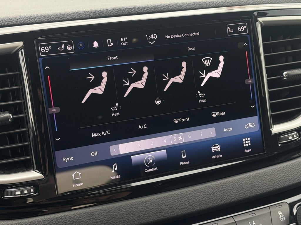 2024 Chrysler Pacifica Touring L