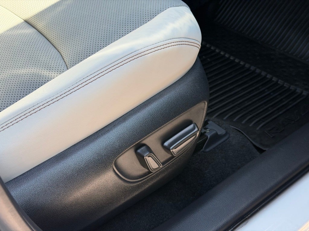 2024 Toyota RAV4 Hybrid Limited