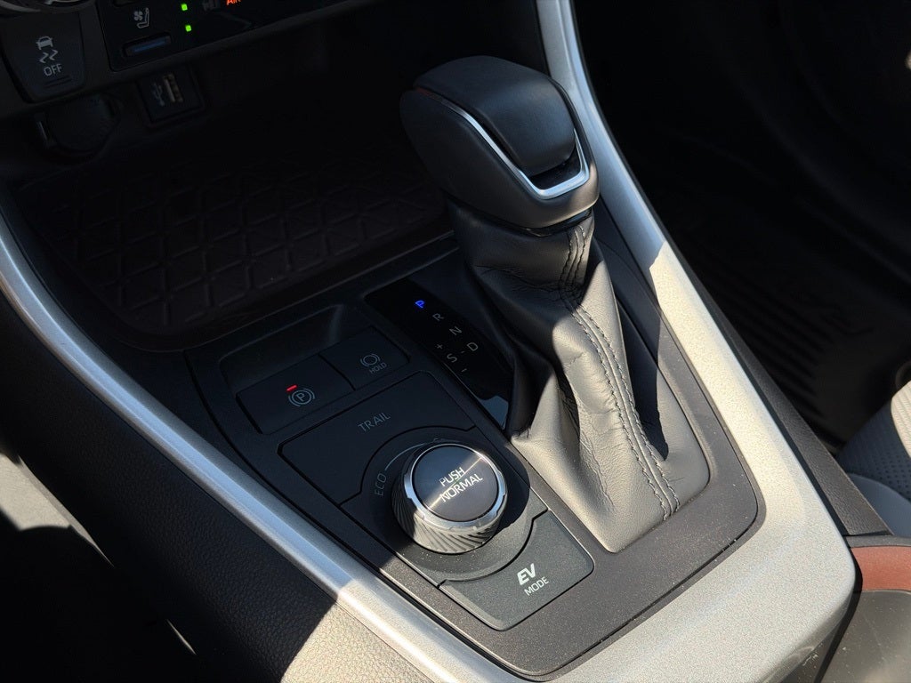 2024 Toyota RAV4 Hybrid Limited