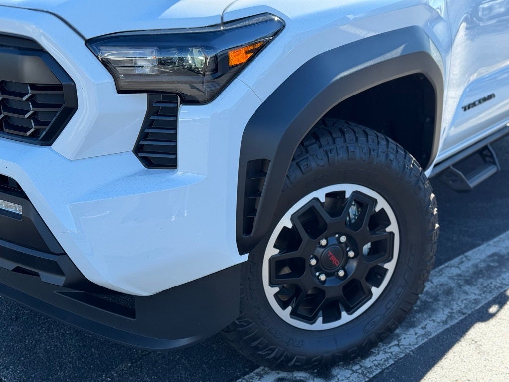 2025 Toyota Tacoma Hybrid TRD Off Road