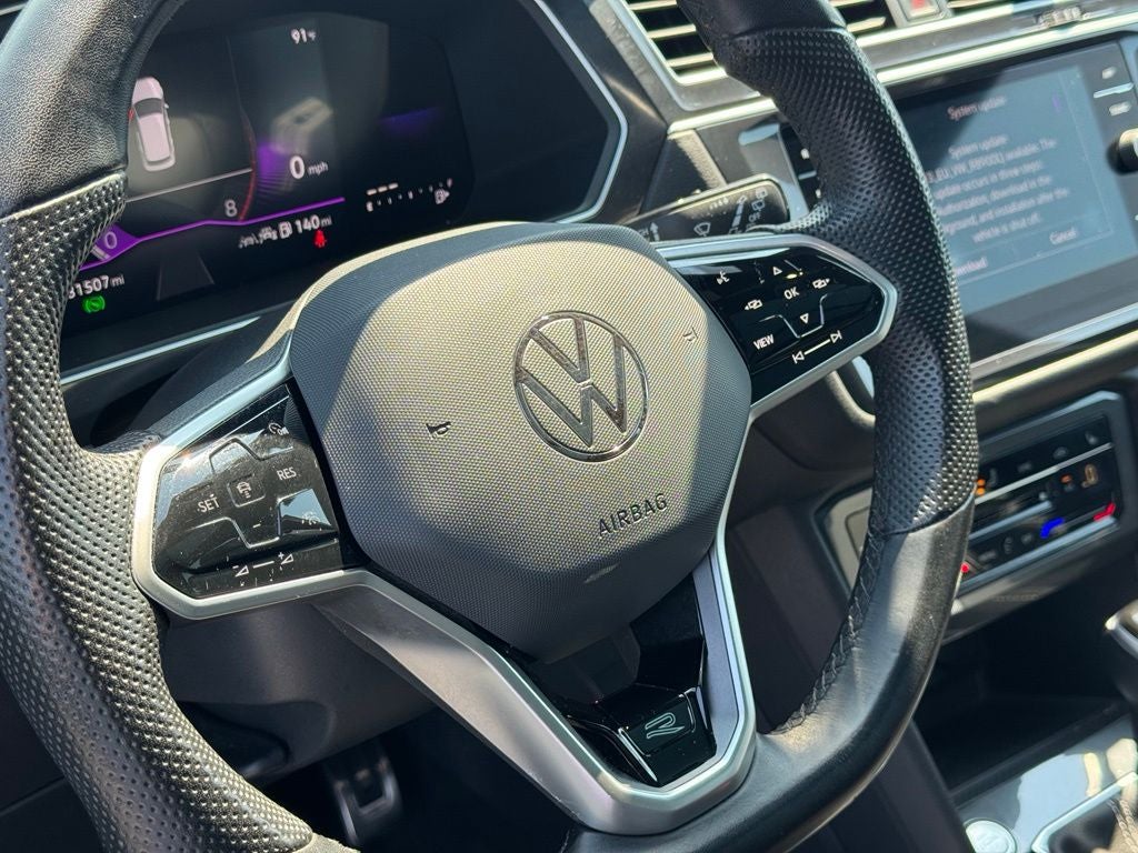 2024 Volkswagen Tiguan 2.0T SE R-Line Black
