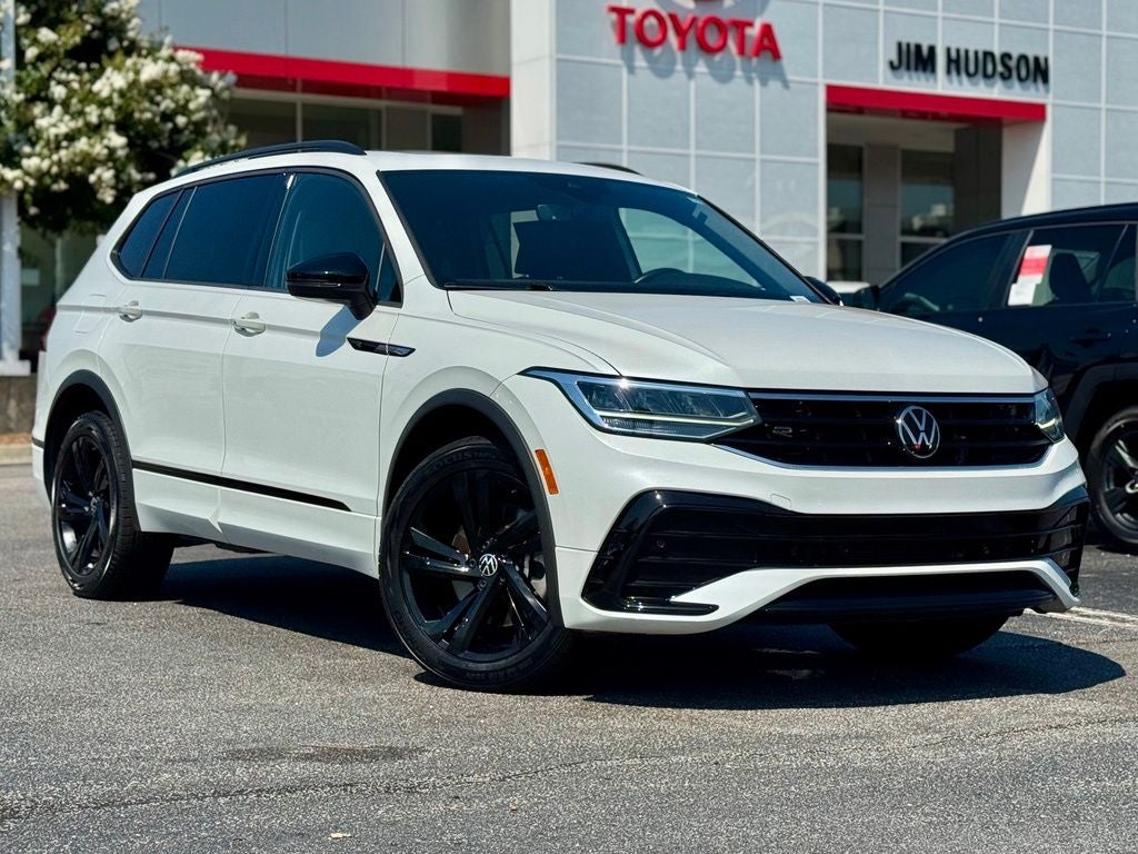 2024 Volkswagen Tiguan 2.0T SE R-Line Black