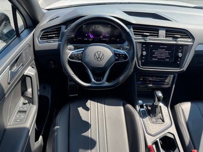 2024 Volkswagen Tiguan 2.0T SE R-Line Black