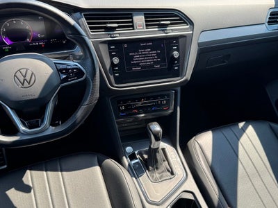 2024 Volkswagen Tiguan 2.0T SE R-Line Black