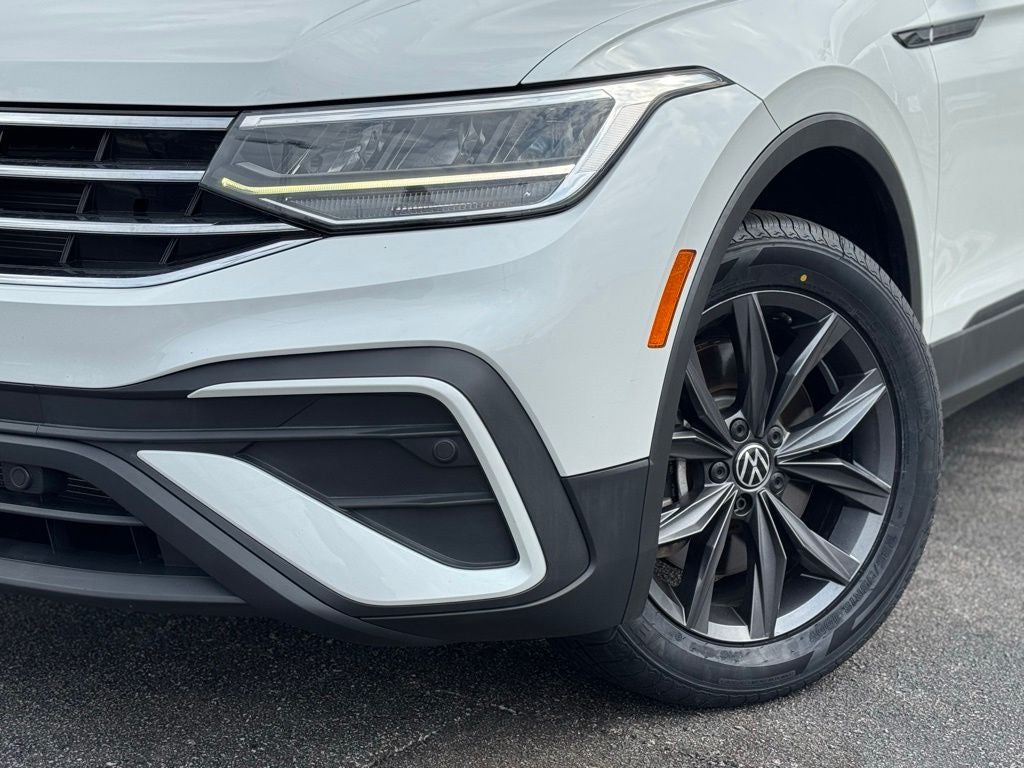 2023 Volkswagen Tiguan 2.0T SE