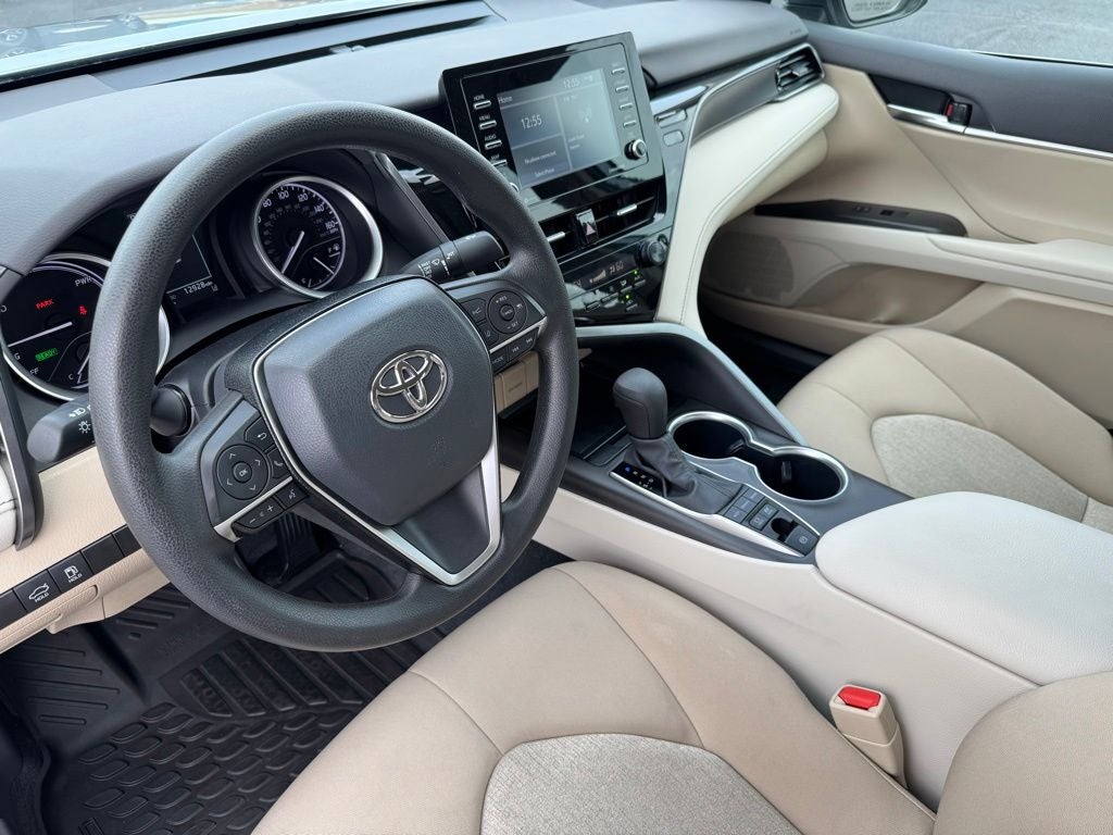 2023 Toyota Camry Hybrid LE
