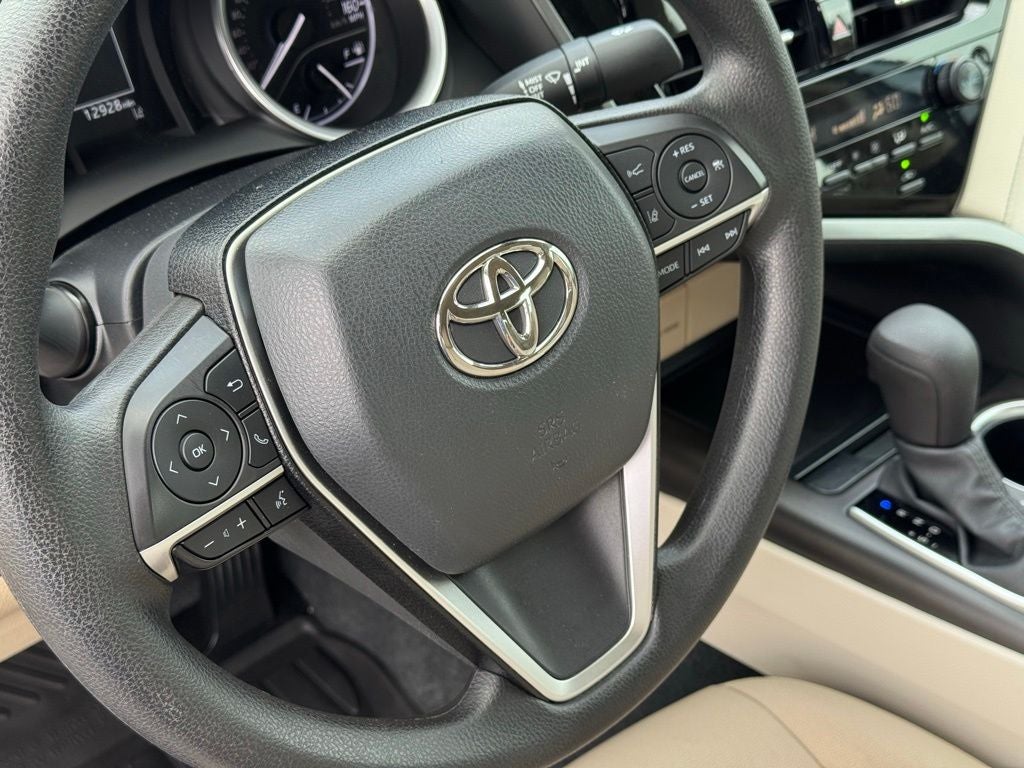 2023 Toyota Camry Hybrid LE