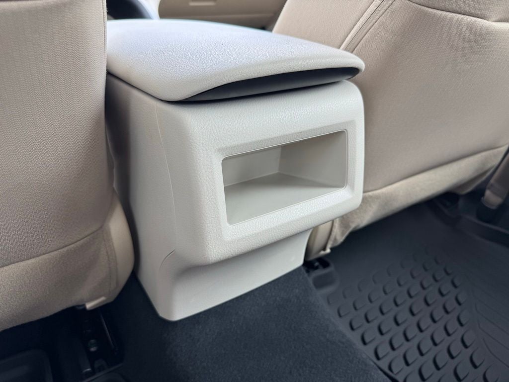 2023 Toyota Camry Hybrid LE