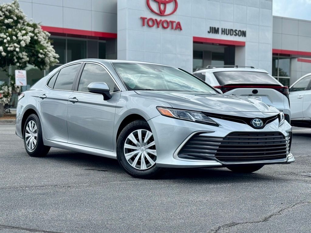 2023 Toyota Camry Hybrid LE