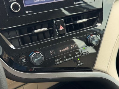 2023 Toyota Camry Hybrid LE