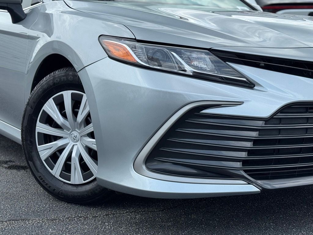 2023 Toyota Camry Hybrid LE