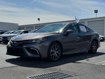 2024 Toyota Camry SE