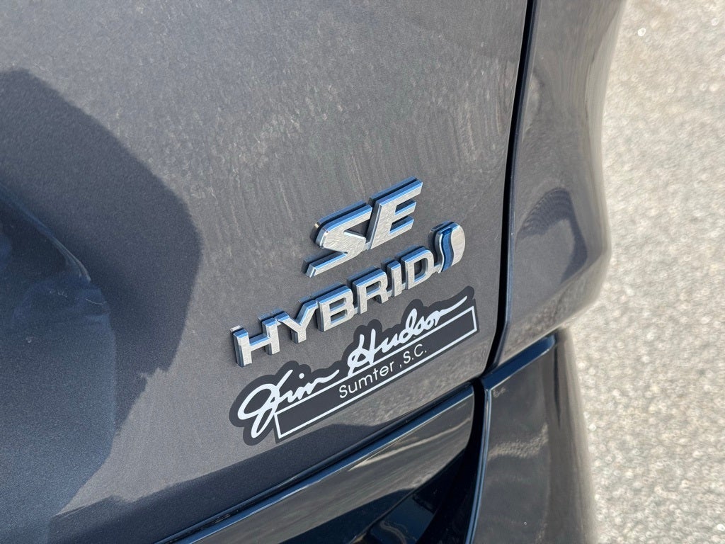 2023 Toyota RAV4 Hybrid SE