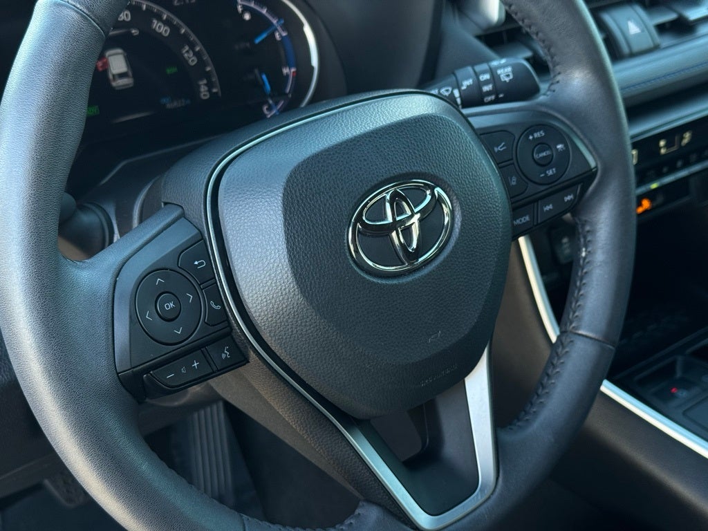 2023 Toyota RAV4 Hybrid SE