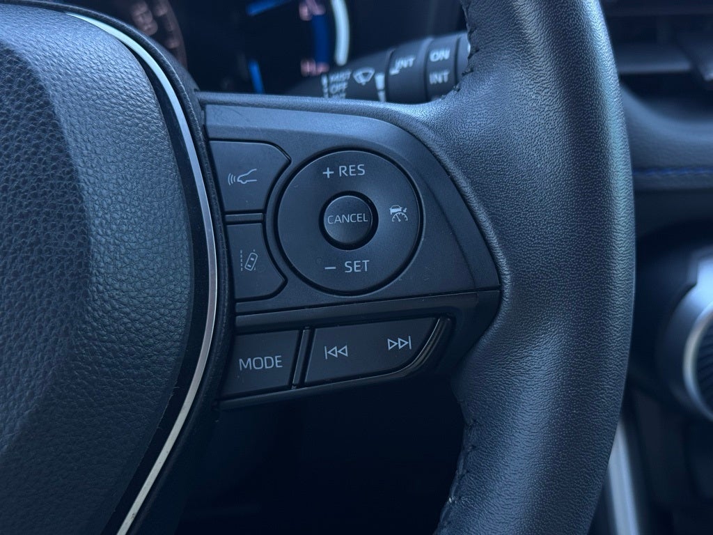 2023 Toyota RAV4 Hybrid SE