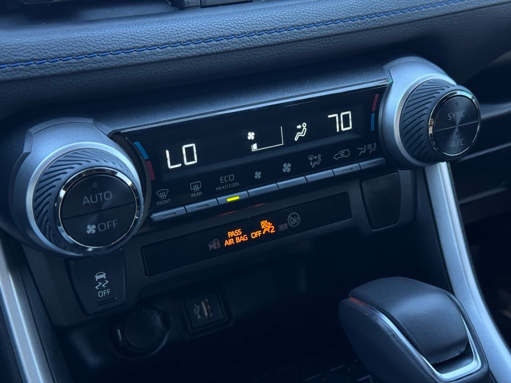 2023 Toyota RAV4 Hybrid SE