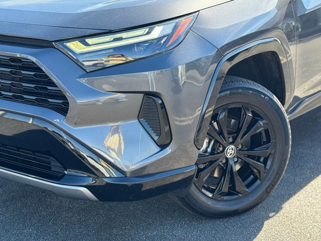 2023 Toyota RAV4 Hybrid SE