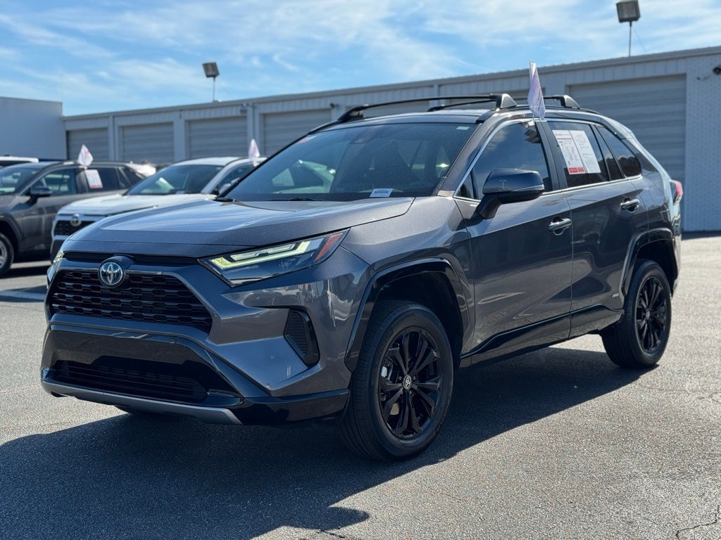 2023 Toyota RAV4 Hybrid SE
