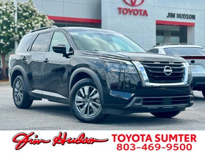 2024 Nissan Pathfinder SV
