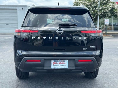 2024 Nissan Pathfinder SV