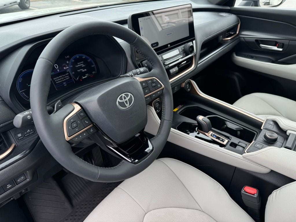 2025 Toyota Grand Highlander Hybrid MAX Limited