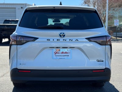 2025 Toyota Sienna XLE 7 Passenger