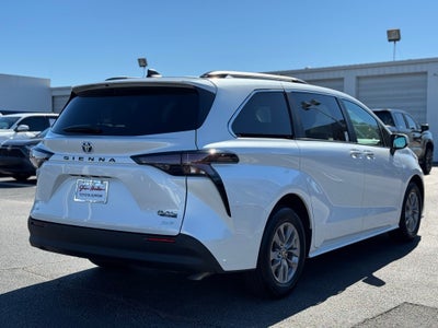 2025 Toyota Sienna XLE 7 Passenger
