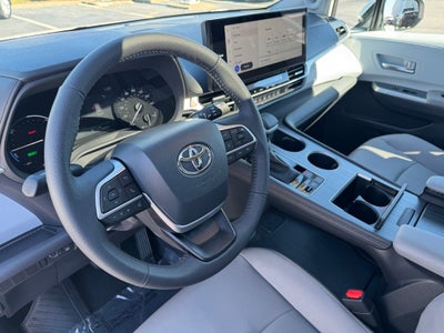 2025 Toyota Sienna XLE 7 Passenger