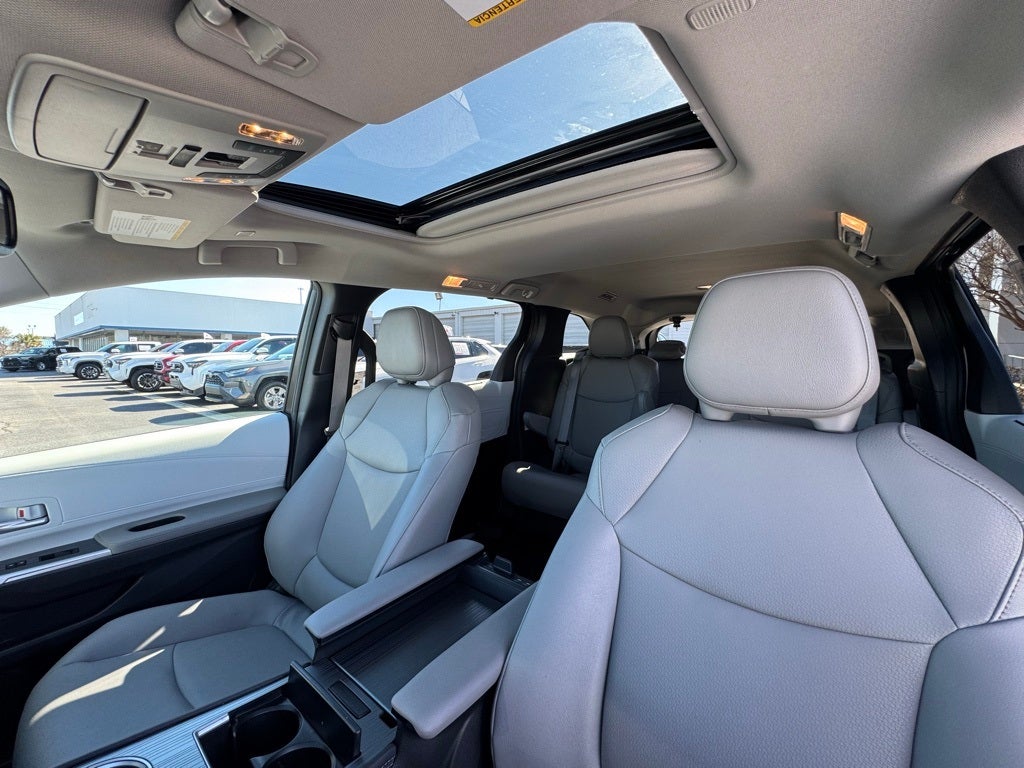 2025 Toyota Sienna XLE 7 Passenger