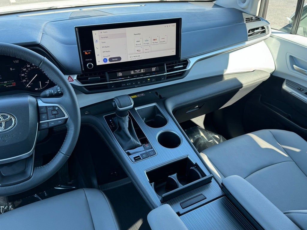 2025 Toyota Sienna XLE 7 Passenger