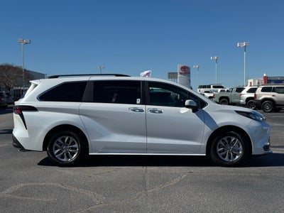 2025 Toyota Sienna XLE 7 Passenger