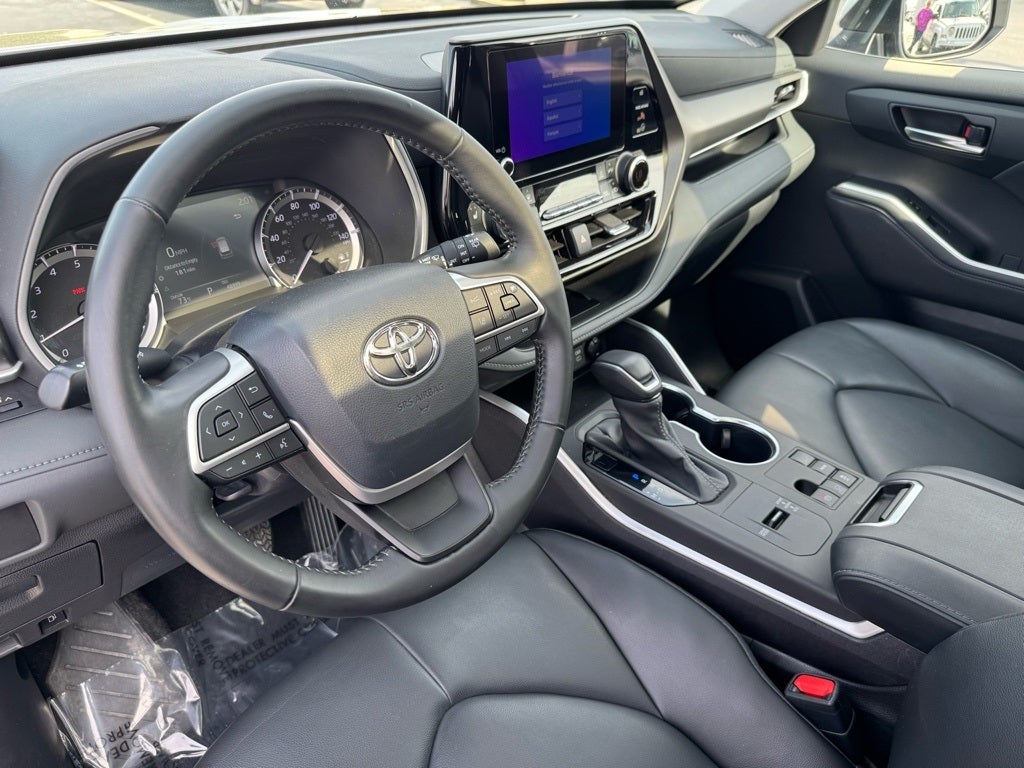 2024 Toyota Highlander XLE