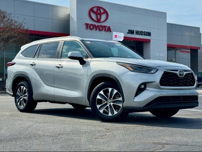 2024 Toyota Highlander XLE