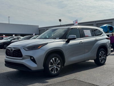 2024 Toyota Highlander XLE