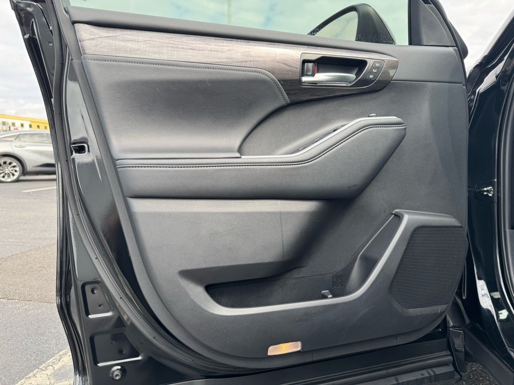 2024 Toyota Highlander Limited