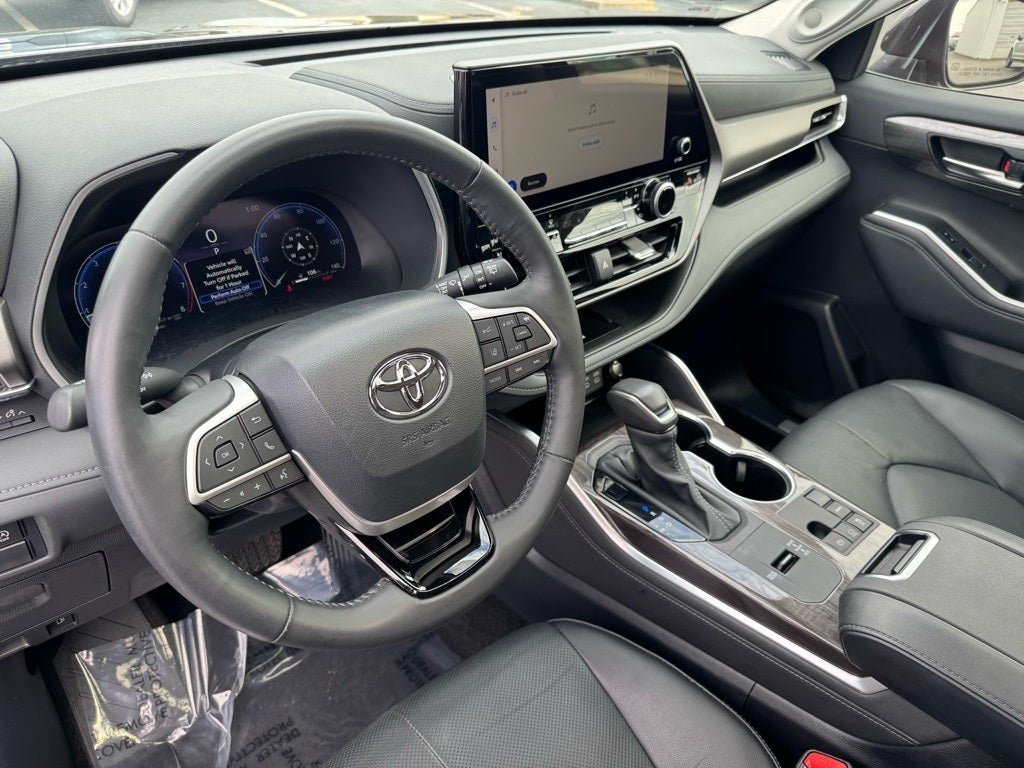 2024 Toyota Highlander Limited