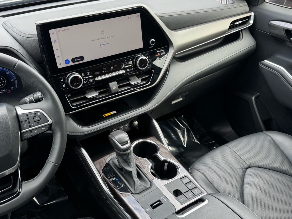 2024 Toyota Highlander Limited