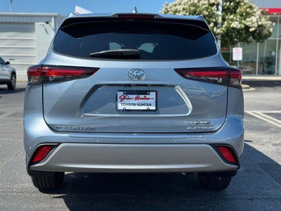 2024 Toyota Highlander Platinum