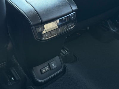2024 Toyota Highlander Platinum
