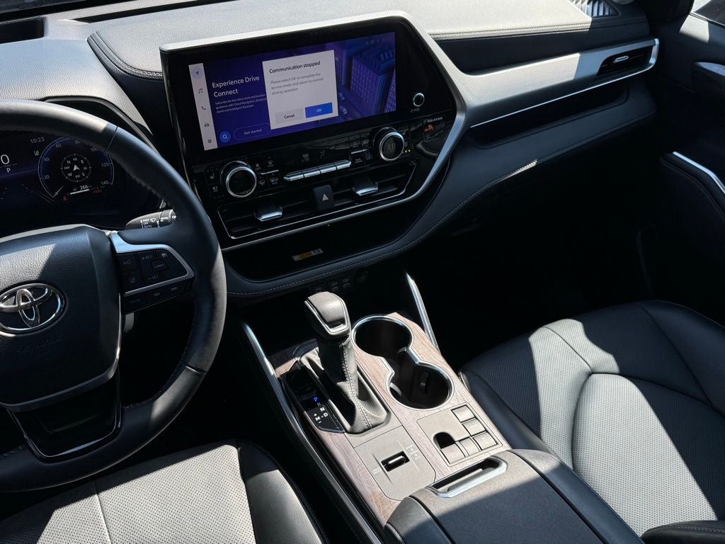 2024 Toyota Highlander Platinum